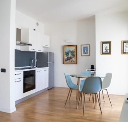 Grande Monolocale Con Parcheggio Interrato Incluso Apartment Genoa Luaran gambar