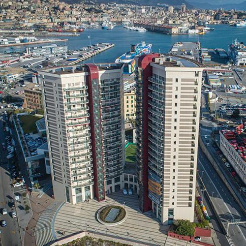 Grande Monolocale Con Parcheggio Interrato Incluso Apartment Genoa Luaran gambar