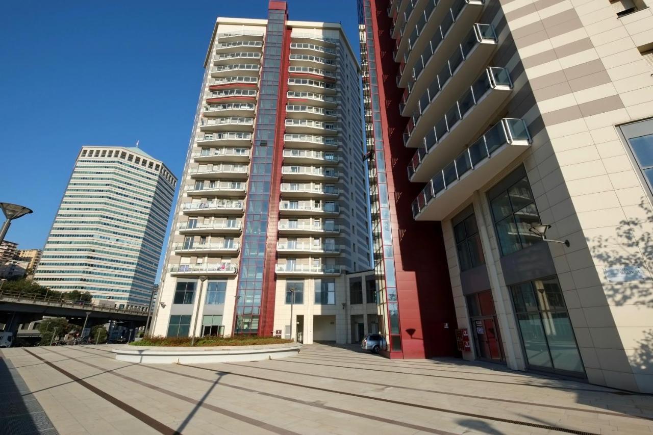 Grande Monolocale Con Parcheggio Interrato Incluso Apartment Genoa Luaran gambar